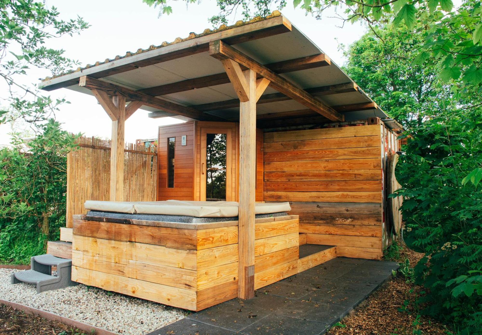 Boho Experience Wellness, Jacuzzi, Sauna, Bbq, Garden, Sleeps 10 Kockengen Exterior photo